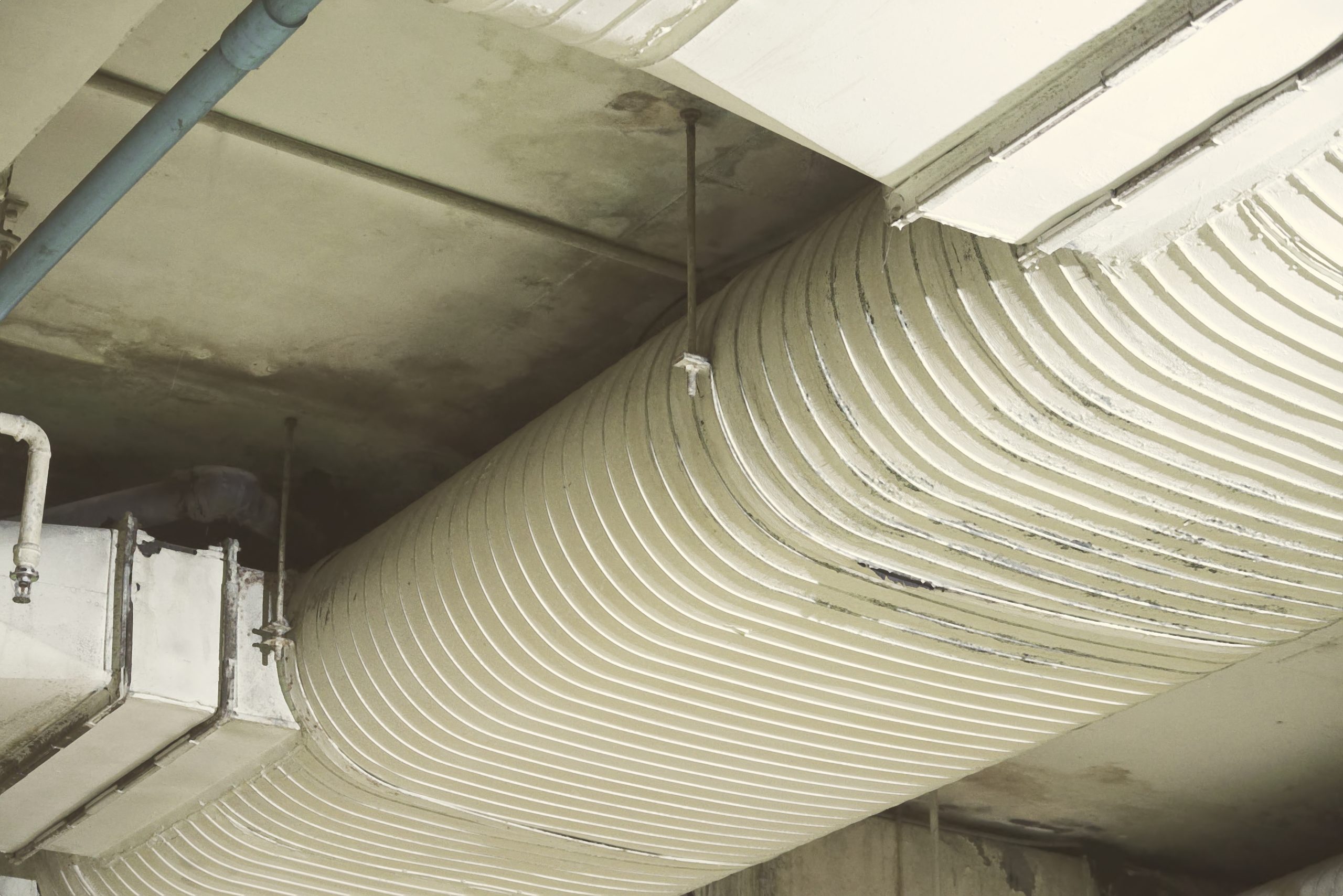 low angle view of white air duct under the ceiling 2021 08 30 17 57 30 utc low angle view of white air duct under the ceiling 2021 08 30 17 57 30 utc